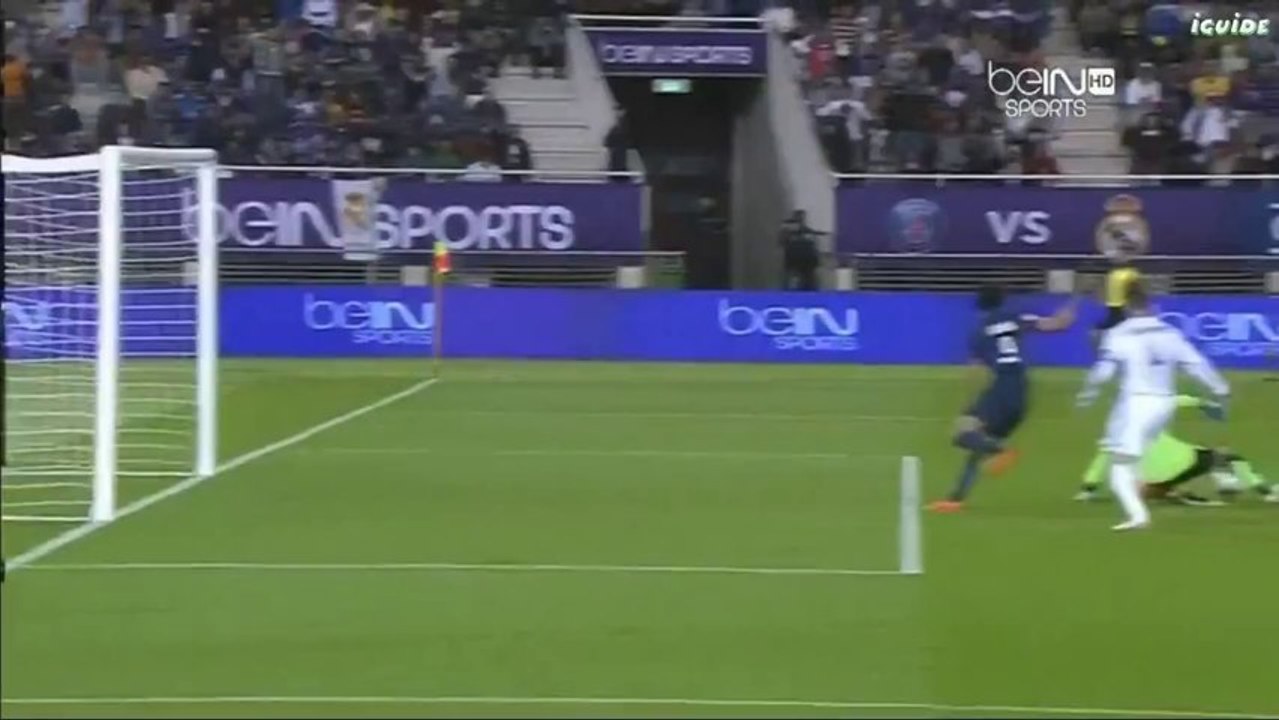 Diego Lopez Fantastic Save vs Edinson Cavani   Real Madrid vs PSG 2014