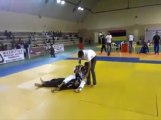 Self Knock-out during jiujitsu fight! Awesome...