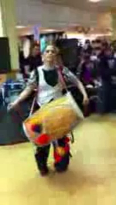 ---Pakistani Girl In UK Playing Dhol...Watch VIdeo