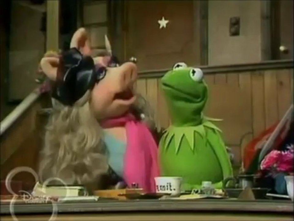 Muppets-I Get Around (Kidsongs Version)