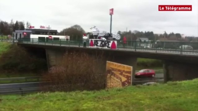 Guingamp. Une vingtaine de Bonnets rouges sur le pont
