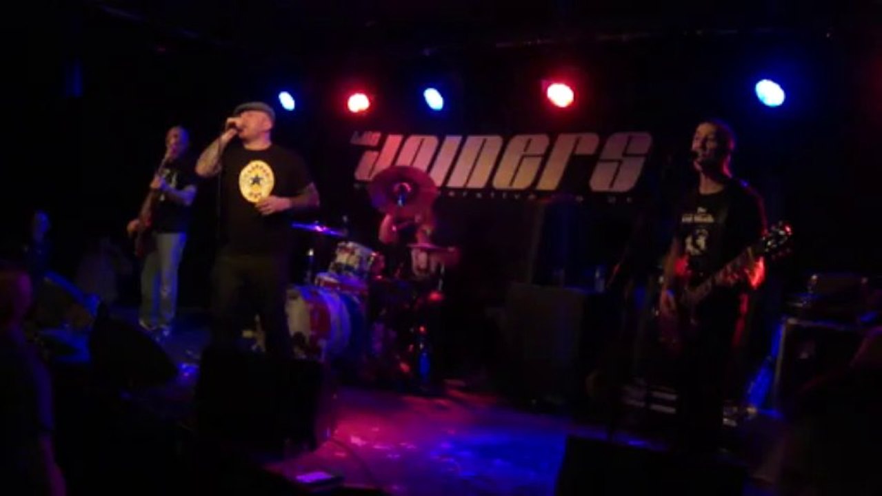 CRASHED OUT at the Joiners, Southampton, 2013.