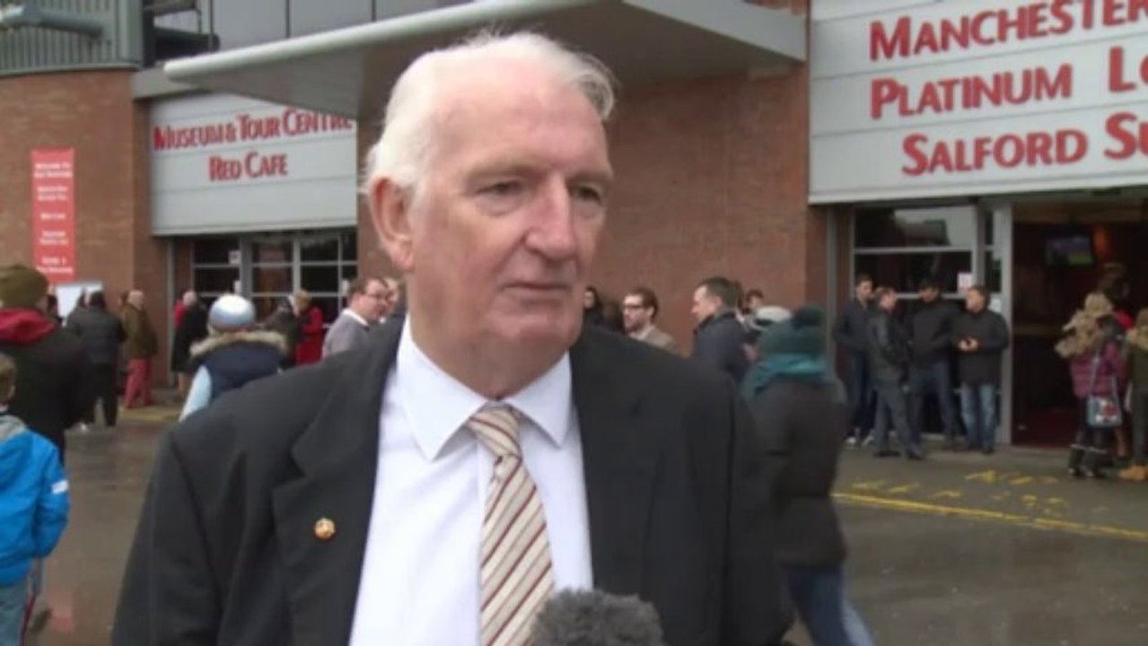 Stepney pays tribute to 'incredible' Eusebio