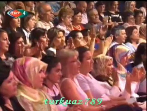 Berrin TOPÇUOĞLU-Gönlüm Seher Yeli Gibi