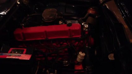 Motor 6cil em funcionamento, barulho estranho