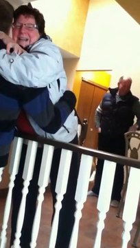 Réaction d'une famille qui découvre son fils qui a perdu 60 kilos