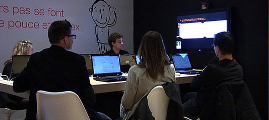 le cours des parents : agir au quotidien pour protéger ses enfants