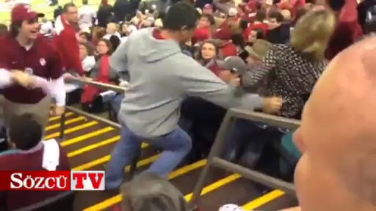 Tribünü karıştıran kadın taraftar