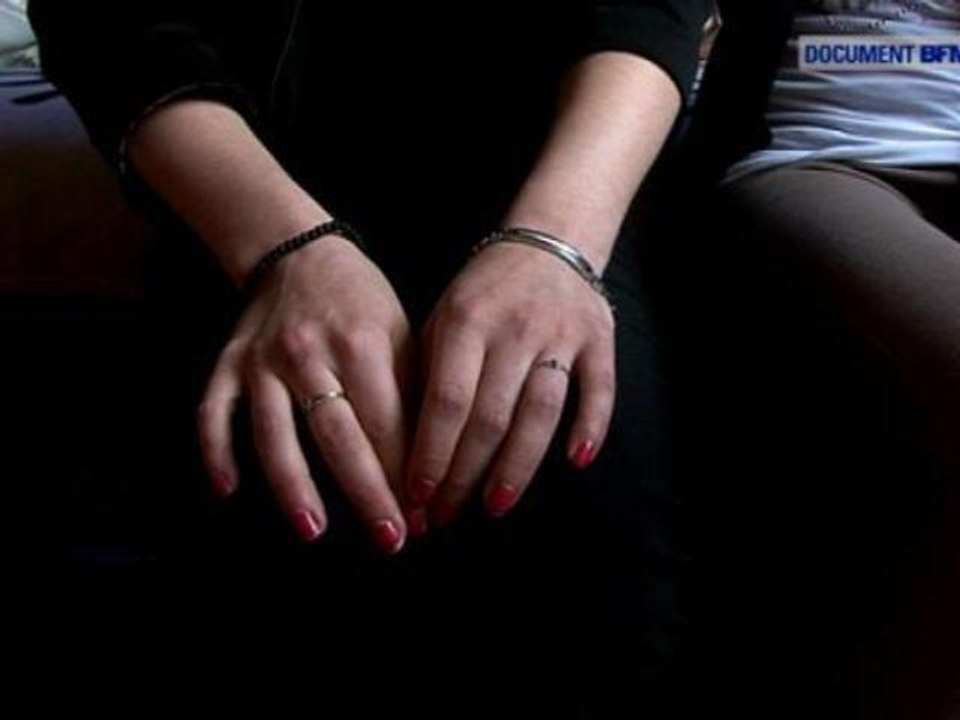 DOCUMENT BFMTV - Jeune tué dans les jardins du Trocadéro: sa petite amie témoigne - 06/01