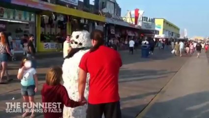 The Ultimate Scare Prank Compilation of 2012 (Real Big Fun)