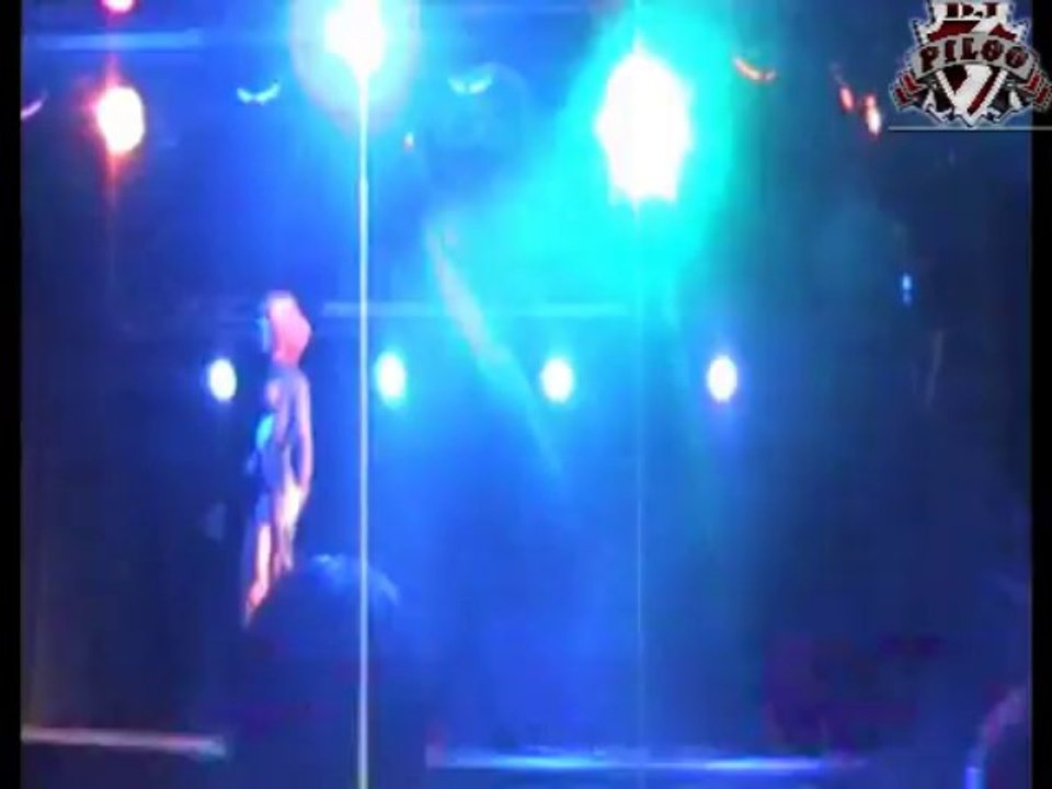 show transformiste AMANDA DRY SHOW  au camping l'eden et l'oasis