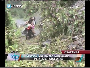 Rehabilitan vías de comunicación afectadas por huaico en Pozuzo