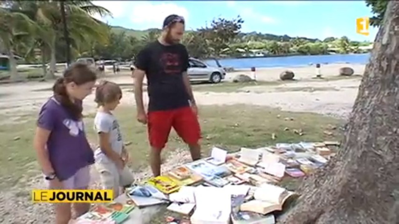 Lire au bord de l’eau