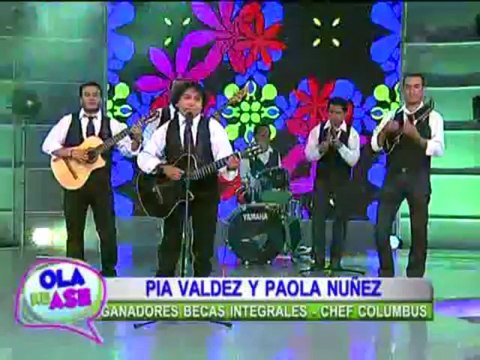 El Grupo Antología arranca suspiros con su clásico tema 'Mentiras'