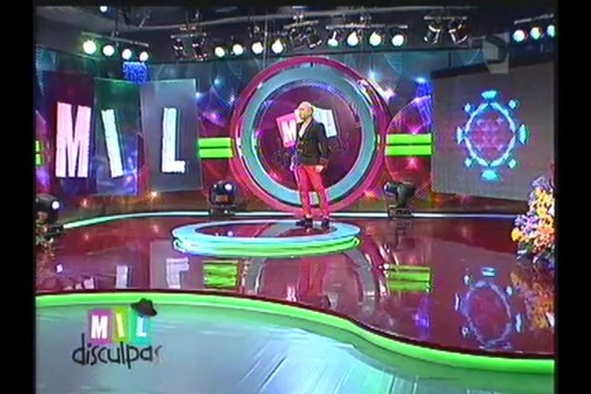 Carlos Cacho: Si el público acepta, Laura Borlini se queda en Mil Disculpas (1/2)