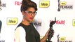 Priyanka Chopra Unveils 59th Filmfare Trophy