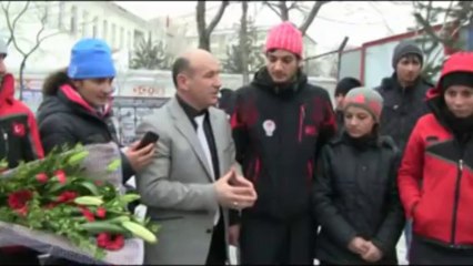 İlk Olimpik Sporcumuz Hamza Dursun Coşku İle Karşılandı