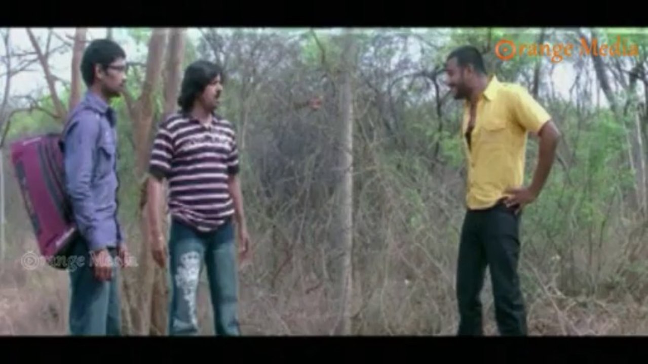 Chitram Sreenu,Akshay,Vijaya Bhaskar Trying To Take Diamonds Full Comedy  From Udatha Udatha Uch Movie