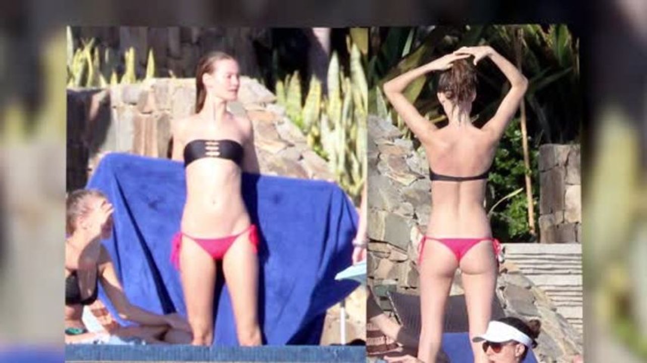 Behati Prinsloo en bikini au Mexique avec Adam Levine