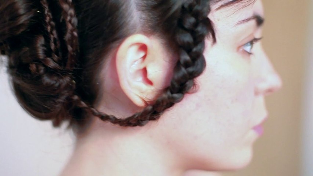 Marie Tooth making off shoot- photo