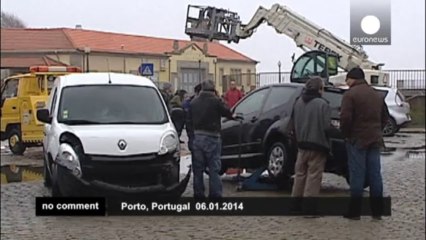 Portugal : vague destructrice à Porto