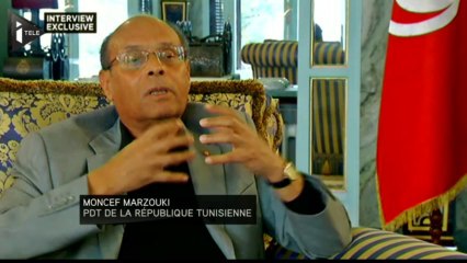 Vote de la Constitution tunisienne : l'Assemblée tourne le dos à la charia