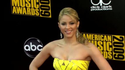 Shakira's Man Doesn't Like Her Too Skinny