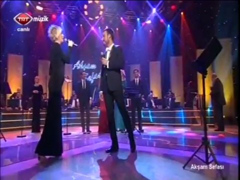 Ayşe İnak Ekiz & Mustafa Demiroğlu-Bana Öyle Gel (Her Şeye Hazır Ol)