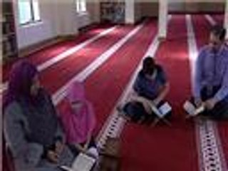 المحافظة على الهوية العربية والإسلامية ببريطانيا