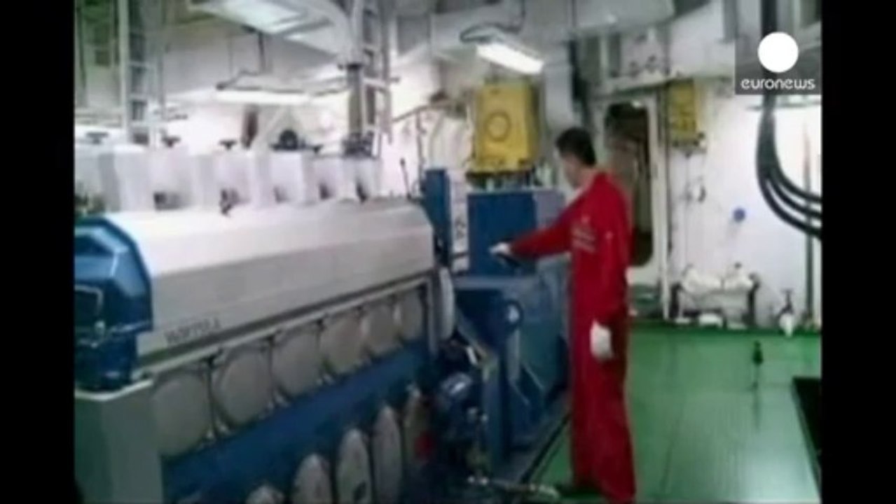 Antarctique : les brise-glaces brisent de nouveau la glace