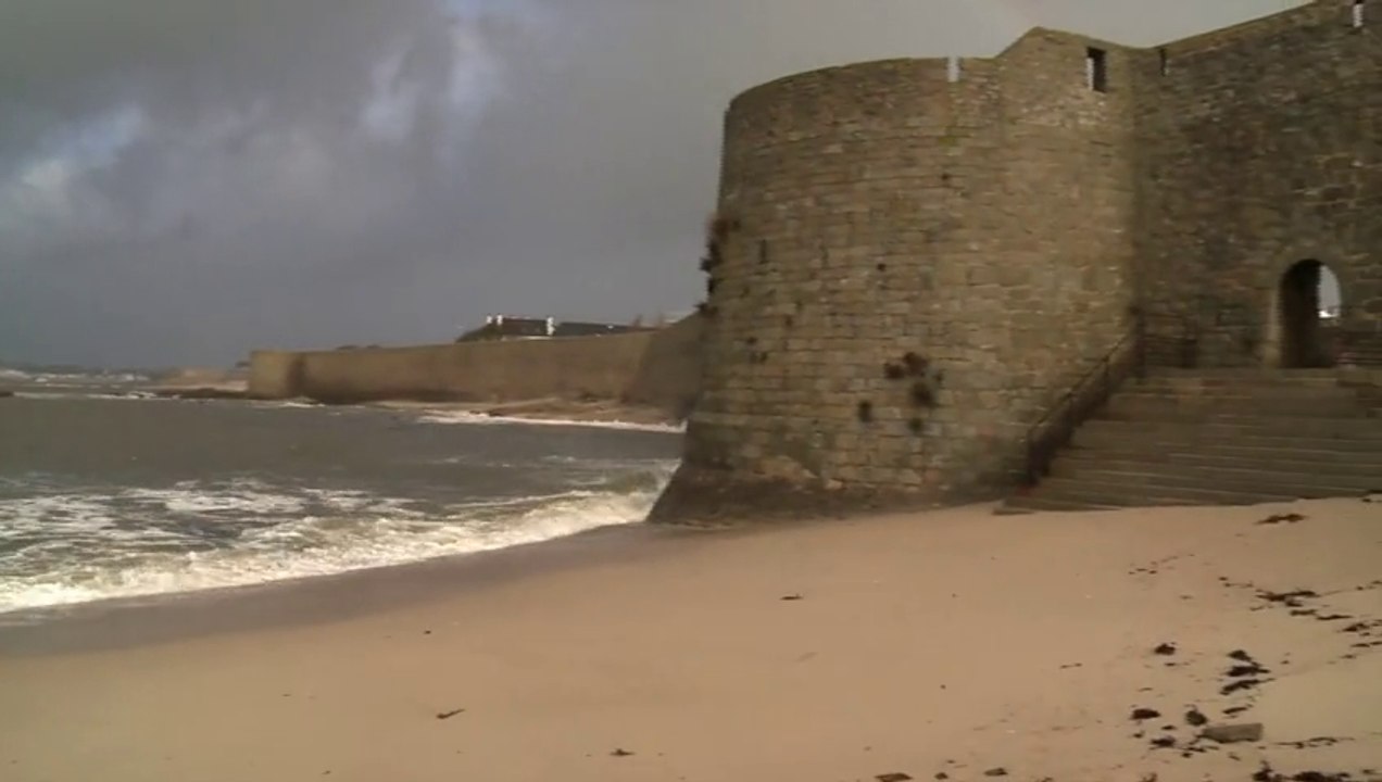 Port-Louis (56). Les remparts ont souffert des intempéries