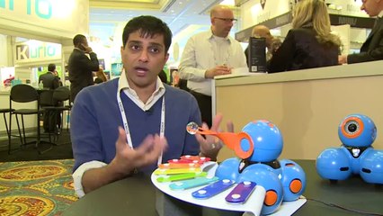 Robots educativos en salón de Las Vegas