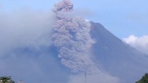 Indonesian volcano erupts again, forcing evacuations