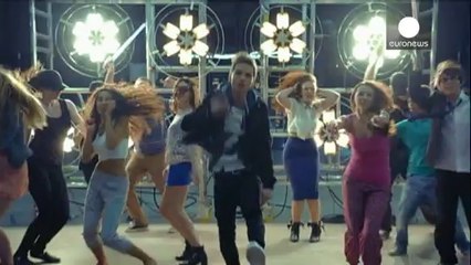 Elyar Fox: La Promesa del Pop Británico