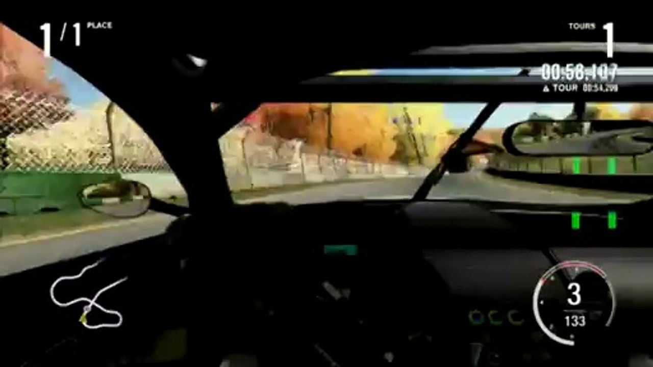 Forza Motorsport 4 - A bord de la 007 au volant sans assistance