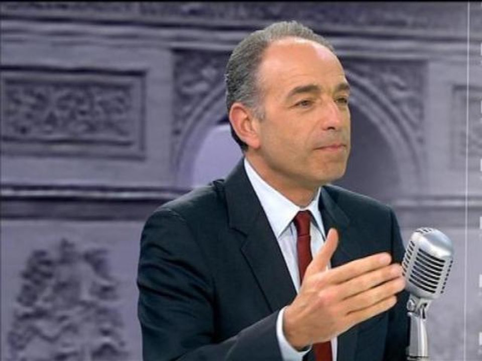 Copé: "faites la liste de ceux qui disent des choses gentilles sur moi!" - 09/01