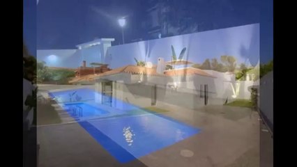 Beachside Villa For Sale in The Golden Mile Marbella