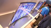 CES 2014 : 105 pouces, flexible ou 8K, les TV du futur selon Samsung