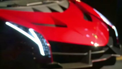 Lamborghini Veneno Roadster : la vidéo de sa présentation sur un porte-avions !
