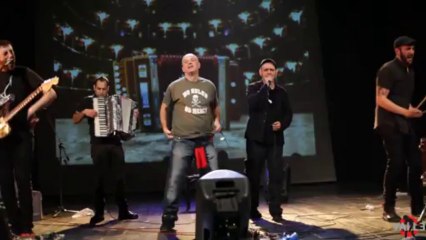 Un regalo a Radio Onda Rossa #2 - Assalti Frontali feat. Muro del Canto Roma meticcia - YouTube