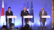 Réunion de Laurent Fabius, Jean-Yves Le Drian et leurs homologues japonais (09/01/2014)