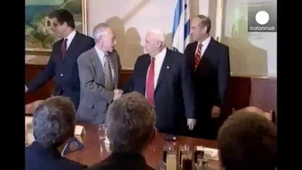 Former Israeli Prime Minister Ariel Sharon 'close to death' - reports