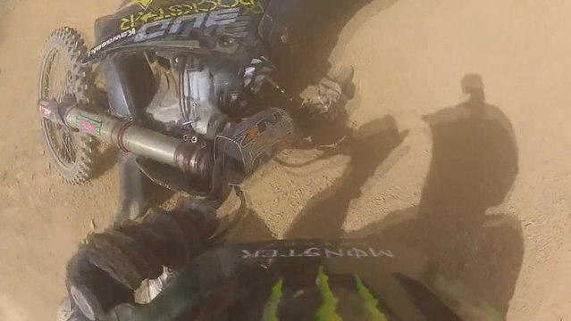 Motocross 250 KXF Dirt Bike CRASH