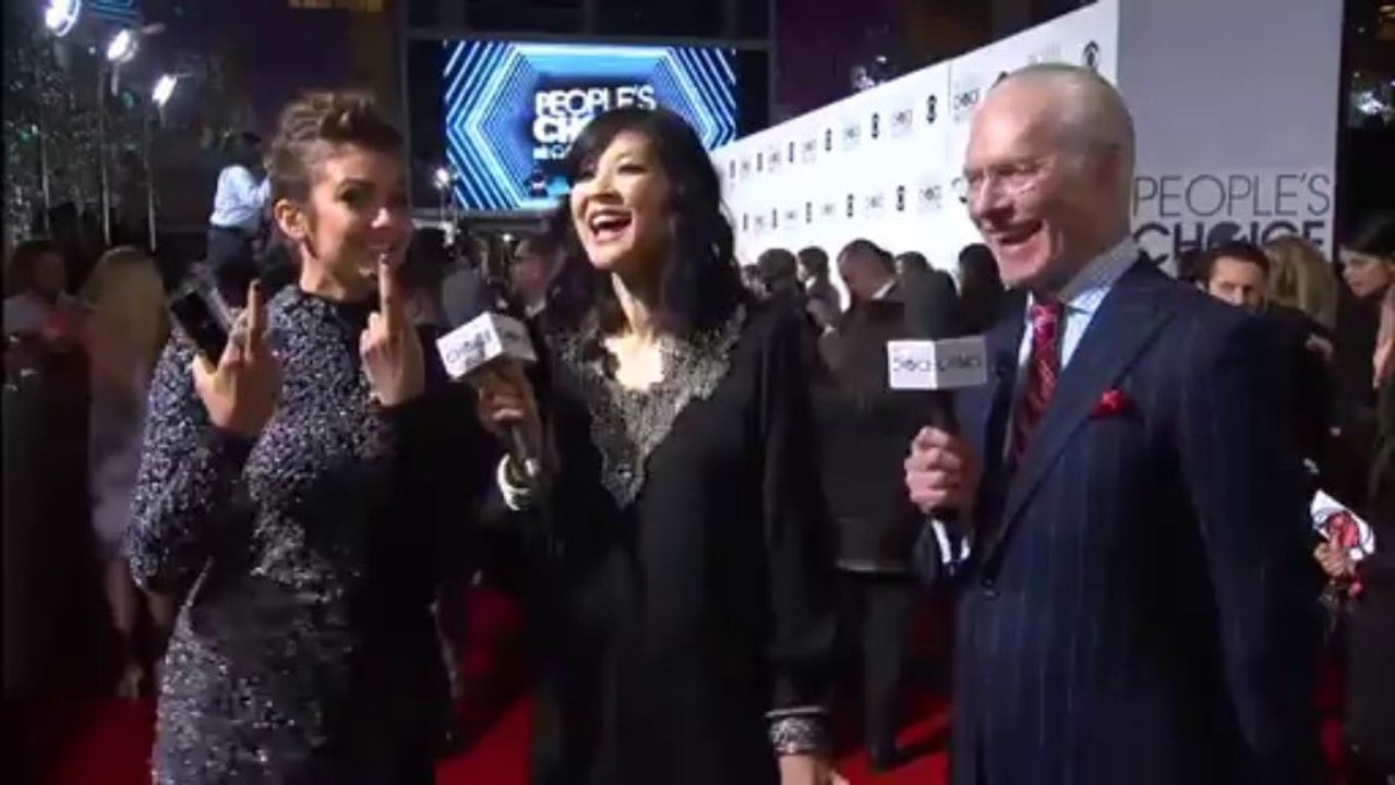 40th Annual People's Choice Awards - Red Carpet Interview Nina Dobrev