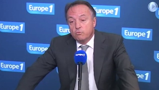 Une de Closer : Oui, je reconnais mes chaussures