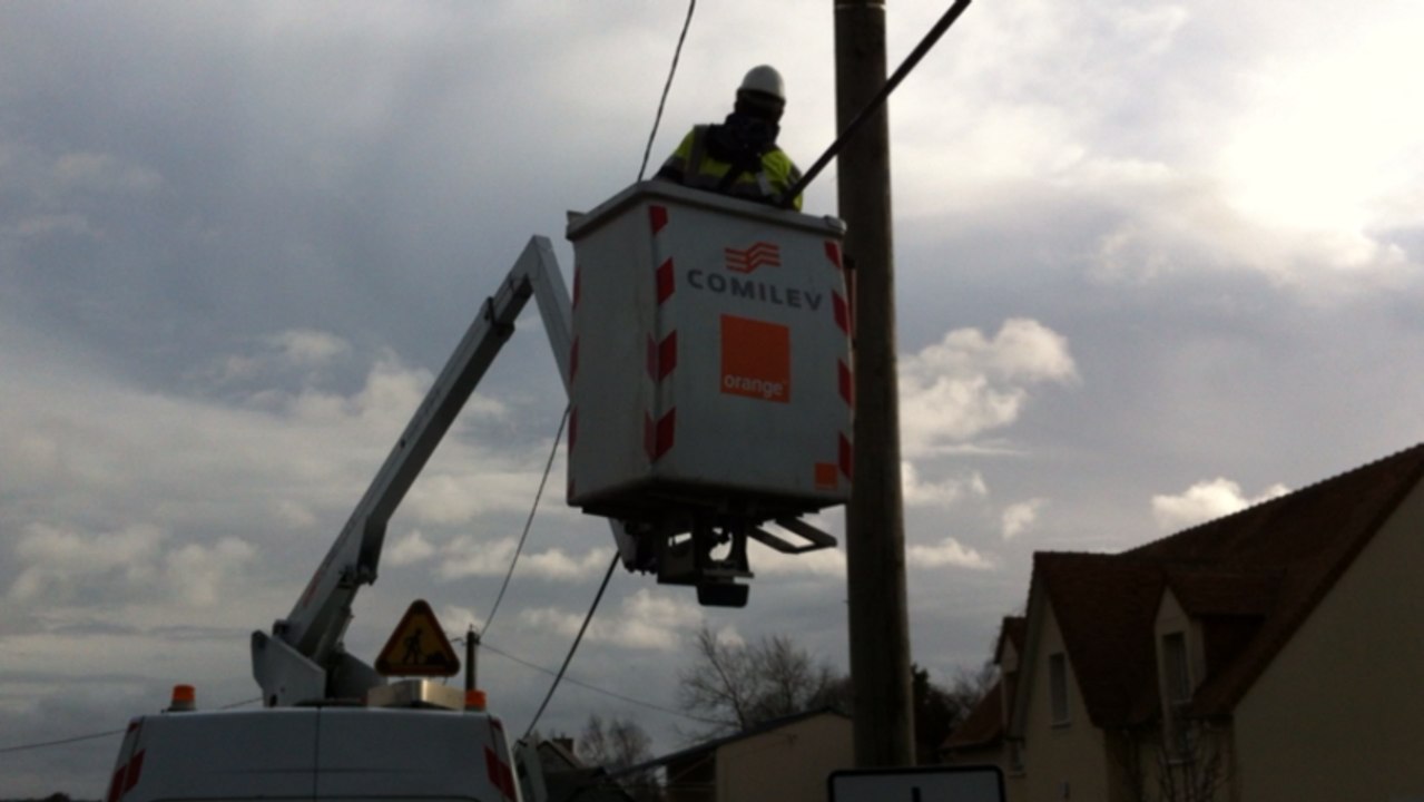 Orange répare les lignes téléphoniques