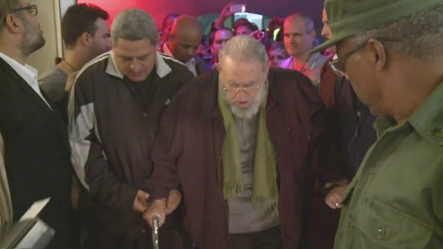 Fidel Castro apparaît en pubic pour la première fois depuis neuf mois