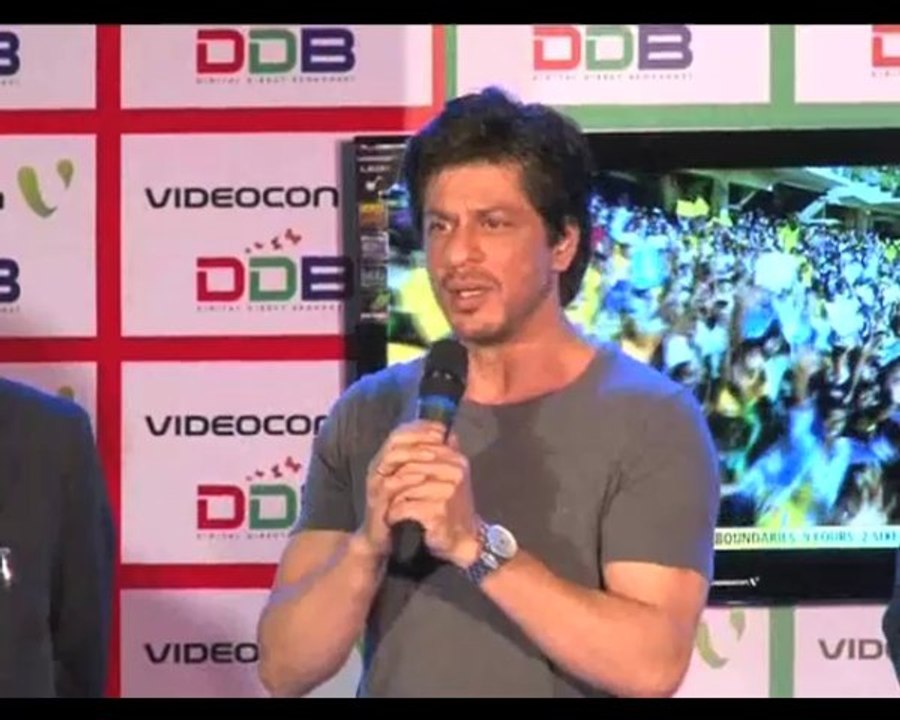 Shah Rukhs special performance at Zee Cine awards