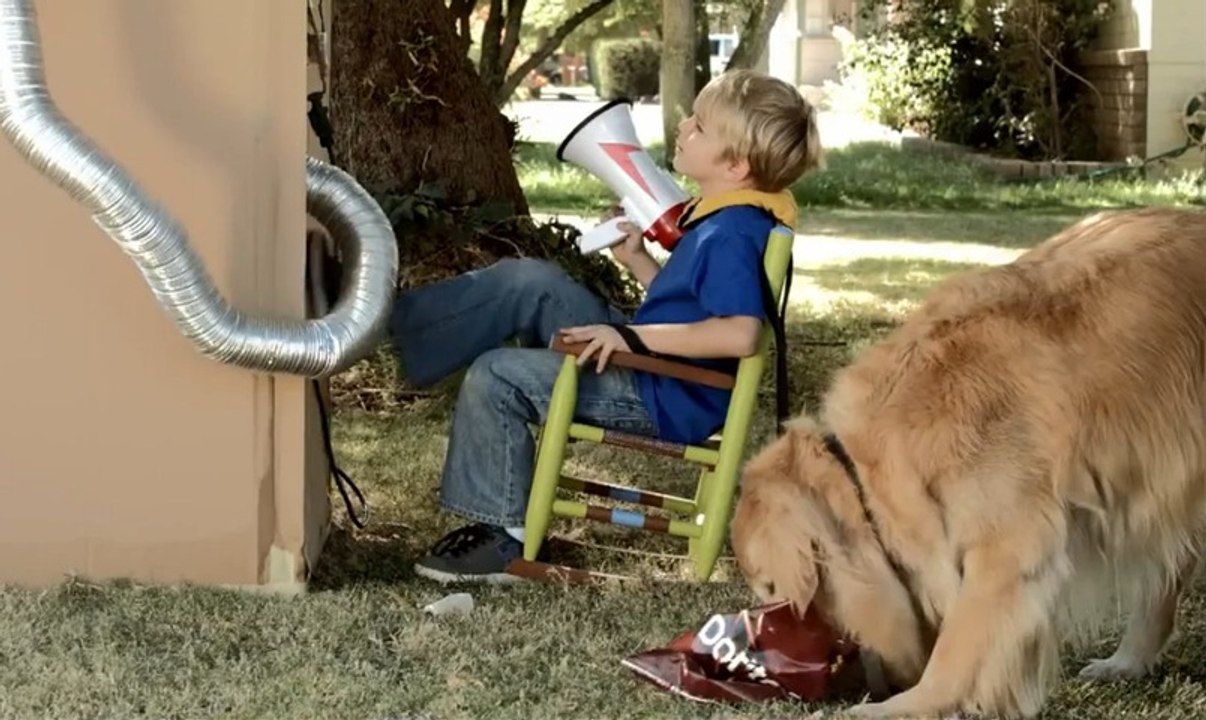 Machine à Remonter le Temps.. et à voler les Doritos!! Pub Doritos Superbowl 2014