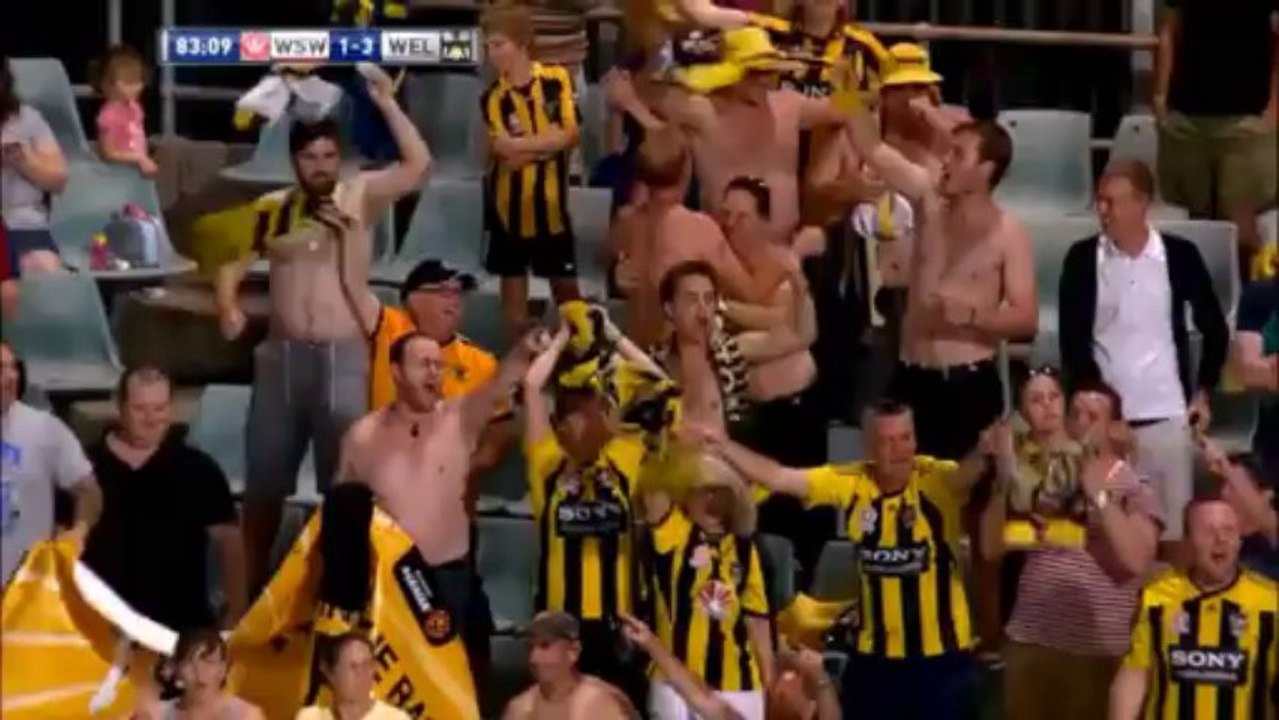 A-League: Huysegems-Hacke a la Ibrahimovic